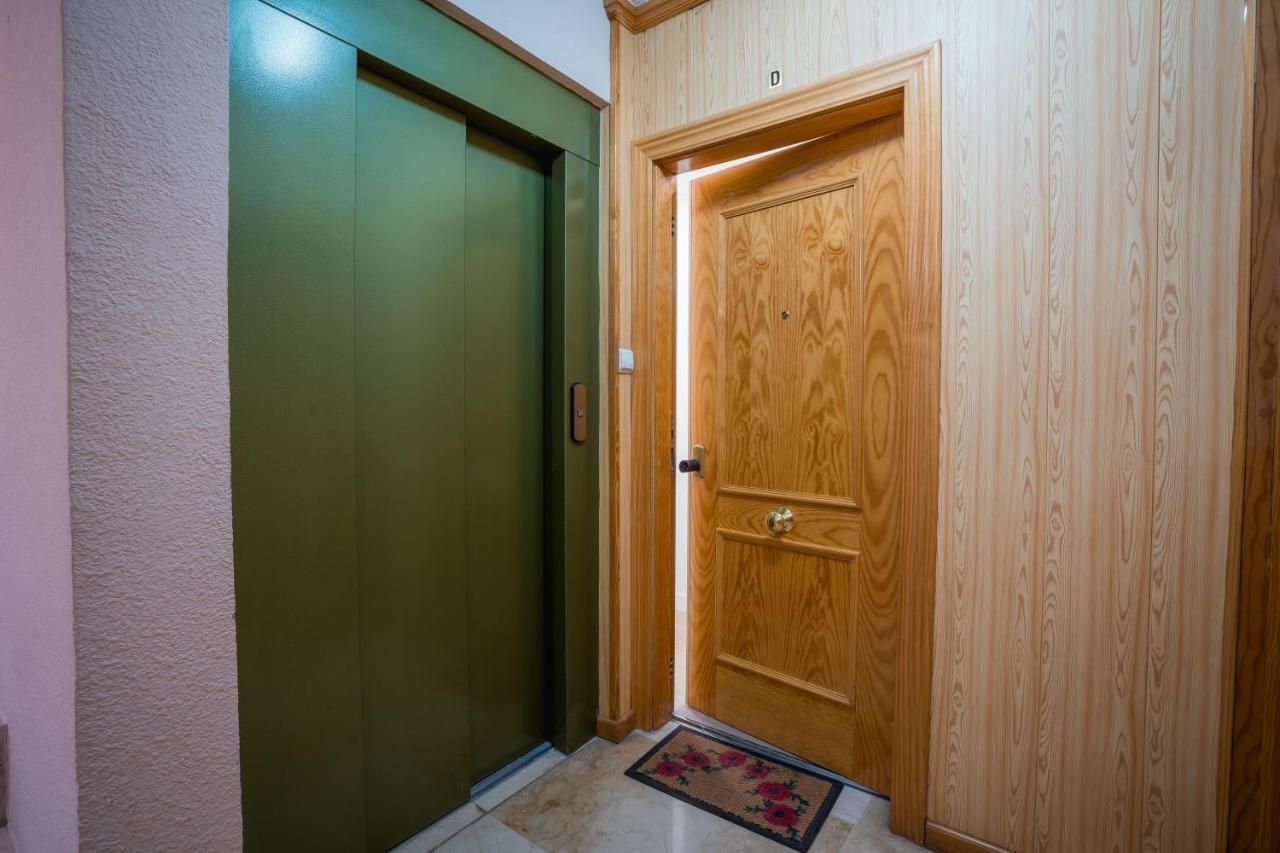 Qh Capuchinos Apartamento Granada